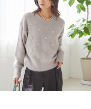 〈手洗い可能〉フォックス ビジュー Vネック ニット