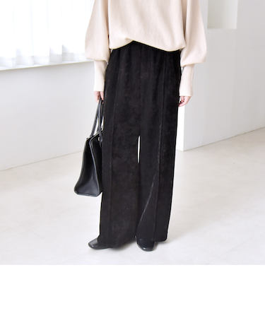 《予約》quaranciel:〈洗濯機可能〉ポリエステル ベロア ピンタック イージー ワイド パンツ