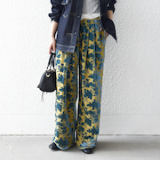 《予約》SHIPS any:〈手洗い可能〉フラワー オパール タック セミワイド イージー パンツ