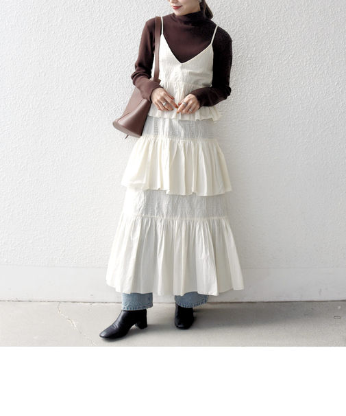 《予約》bon_meur:〈洗濯機可能〉ロゴ エンブロイダリー ティアード キャミ ワンピース