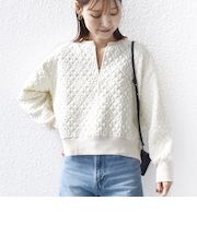《予約》【WEB限定】〈手洗い可能〉キルティング ジャカード キーネック プルオーバー