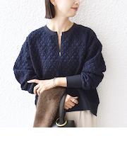 《予約》【WEB限定】〈手洗い可能〉キルティング ジャカード キーネック プルオーバー