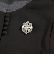 ビジュー ブローチ