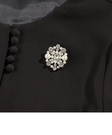 ビジュー ブローチ