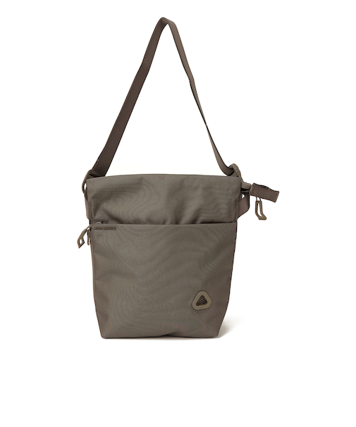 uF: <撥水> サコッシュ Mサイズ (ショルダーバッグ)