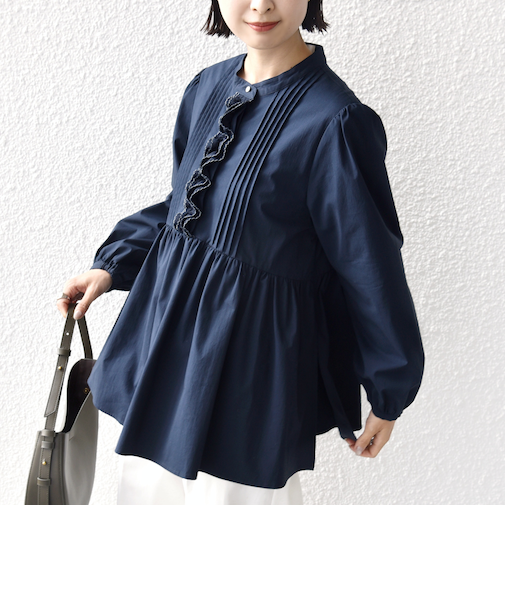 《予約》【WEB限定】〈手洗い可能〉フリル 刺繍 ペプラム ブラウス