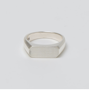 XOLO: SIGNET HAIR LINE THICK