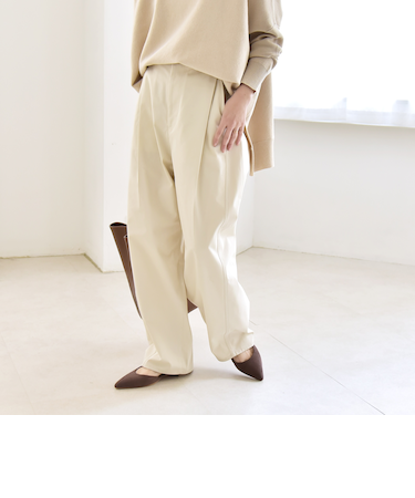 《予約》quaranciel:〈洗濯機可能〉チノ ワイド コクーン パンツ