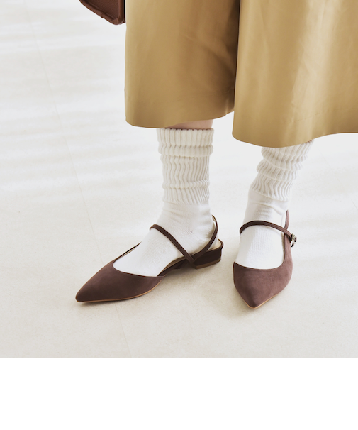 《予約》quaranciel: ポインテッド スリングバック パンプス