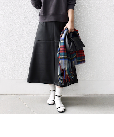 〈手洗い可能〉合成皮革 ウエスト ゴム スカート