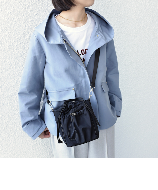 《予約》SHIPS Colors:ナイロン ギャザー ミニ ショルダーバッグ◆