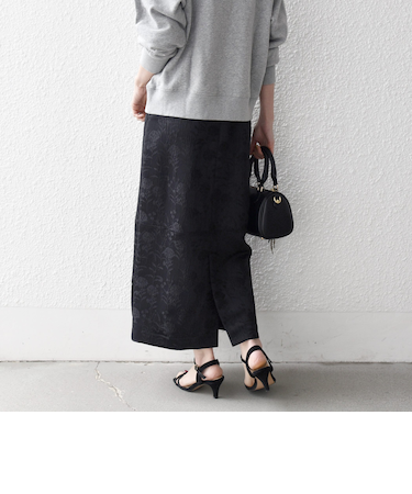 《予約》SHIPS any:〈手洗い可能〉フラワー ジャカード Iライン タック スカート