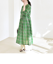 《予約》quaranciel:〈手洗い可能〉シアー ギャザー チェック ロング ワンピース