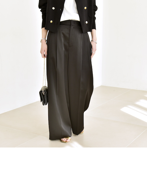 《予約》quaranciel:〈手洗い可能〉サテン センタープレス ハイウエスト ワイド パンツ