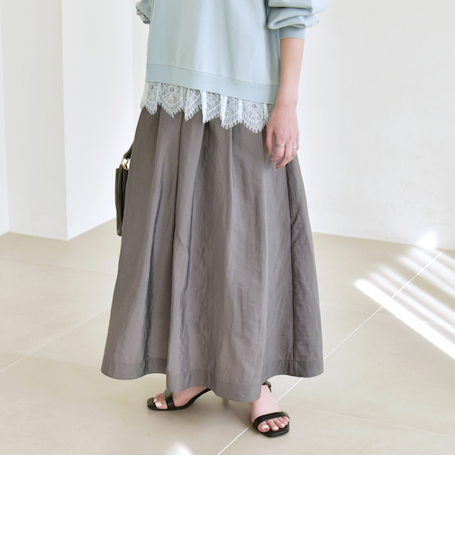 《予約》quaranciel:〈洗濯機可能〉ナイロン ステッチ タック フレア スカート