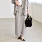 《予約》quaranciel:〈手洗い可能〉ウーステッド Iライン フロントスリット スカート