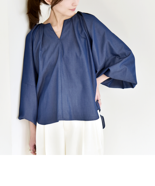 《予約》quaranciel:〈洗濯機可能〉ツイル スキッパー ボリュームスリーブ ブラウス