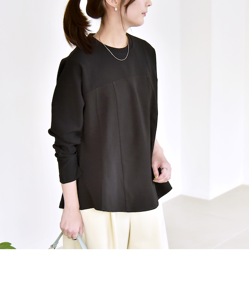 quaranciel:〈洗濯機可能〉カットジョーゼット ドッキング フレア プルオーバー