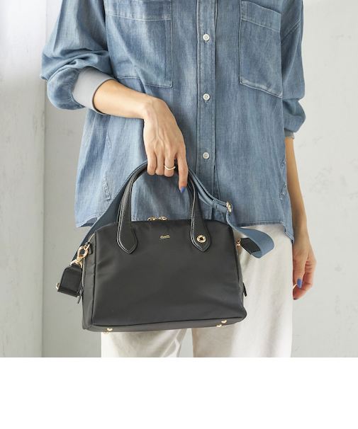 《予約》BEAURE: ナイロン スクエア テープ ボストン