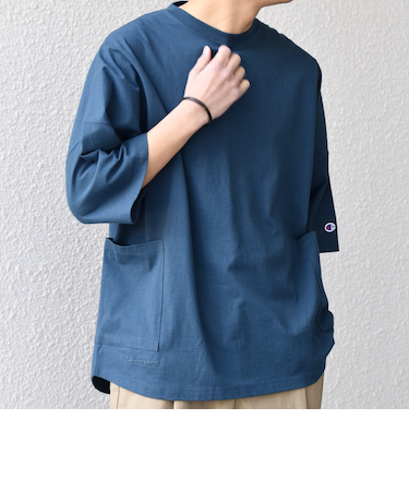 【SHIPS any別注】Champion: ロゴ刺繍 ドルマン キャンプポケット Tシャツ◆