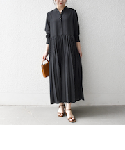 《予約》SHIPS any:〈手洗い可能〉ドット バンドカラー プリーツ ロング ワンピース