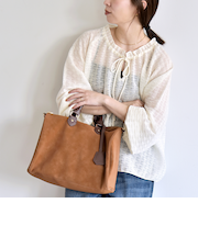 《予約》quaranciel:〈手洗い可能〉レース ジャカード ギャザー リボン プルオーバー