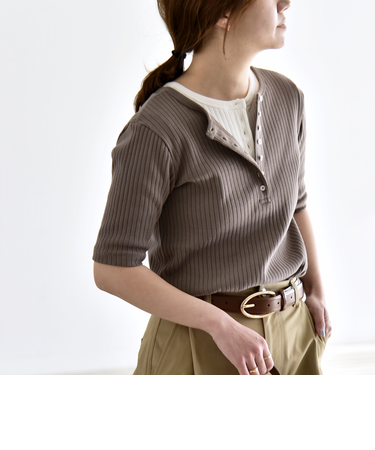 《予約》quaranciel:〈洗濯機可能〉テレコ リブ 2way ヘンリーネック TEE