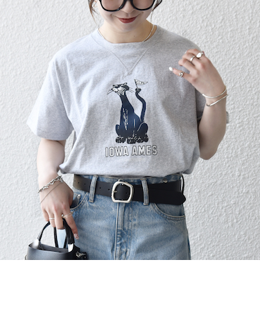 《予約》【SHIPS any別注】Collegiate Pacific:〈洗濯機可能〉V ガゼット プリント & 刺繍 Tシャツ