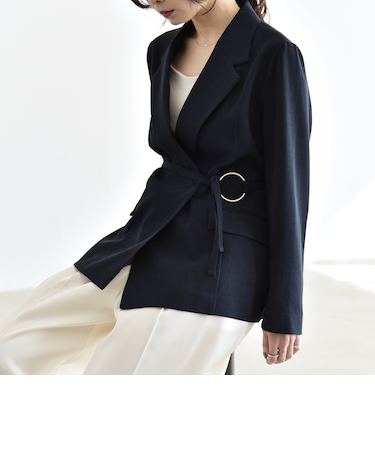 《予約》quaranciel:〈手洗い可能〉リングベルト ライト テーラード ジャケット