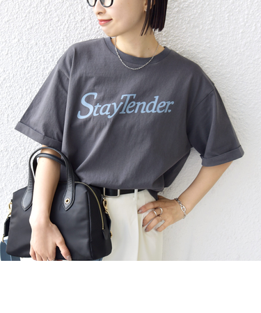 《予約》【WEB限定】バック タック ショート スリーブ ロゴ プリント TEE