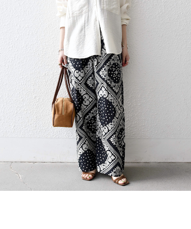 《予約》SHIPS any:〈洗濯機可能〉バンダナ プリント イージー ワイド パンツ