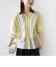 《予約》〈手洗い可能〉綿 シルク Vネック フリル タック ブラウス