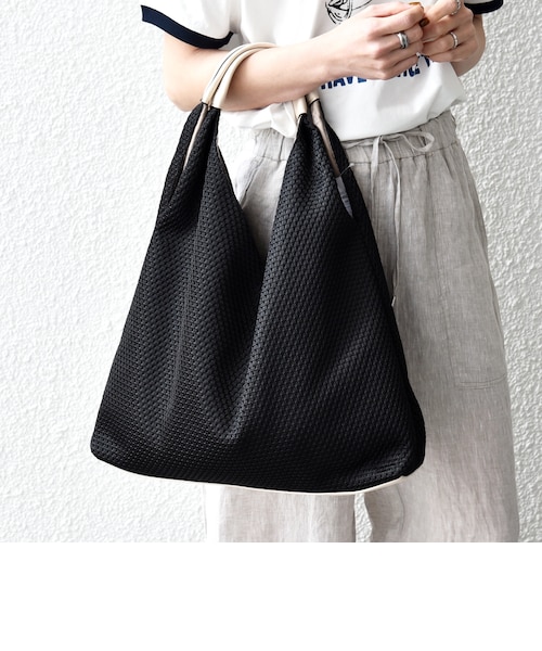 ♡　黒　36サイズ 追加予約》SHIPS any: A4 Vカット バイカラー トート バッグ｜シップス