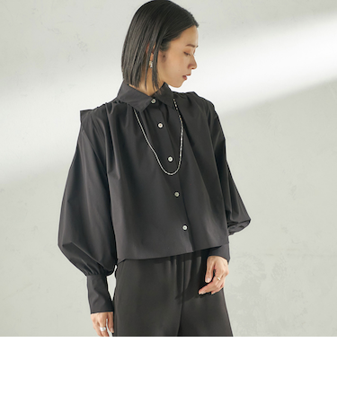 《予約》堀田茜×SHIPS:〈接触冷感/撥水/洗濯機可能〉TEXBRID ギャザー ブラウス
