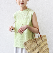 《予約》〈手洗い可能〉アイレット ノースリーブ フレア プルオーバー