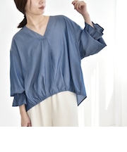 《予約》quaranciel:〈洗濯機可能〉Vネック ギャザーヘム ブラウス