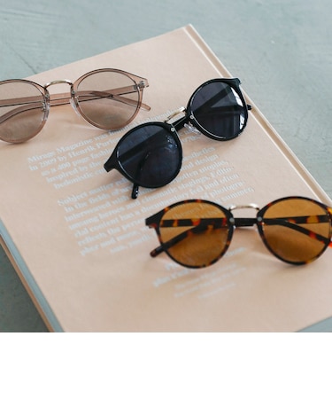 《予約》quaranciel: ラウンド サングラス（レオパード ケース チャーム付き）