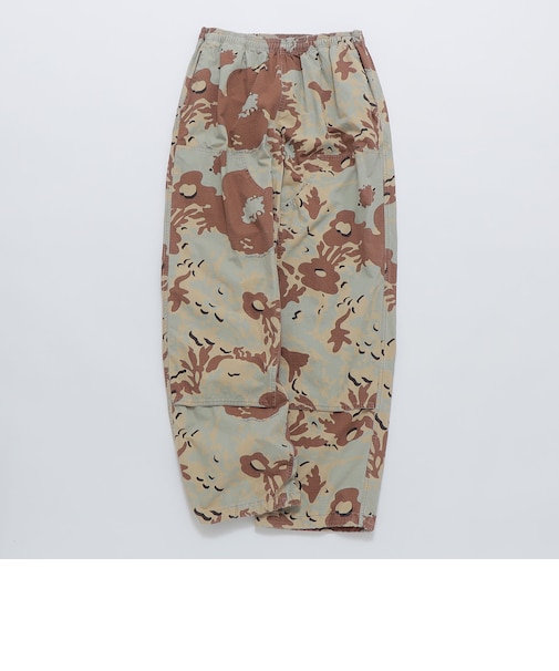 NOMARHYTHM TEXTILE: CAMO FLOWER DOUBLE KNEE PANTS