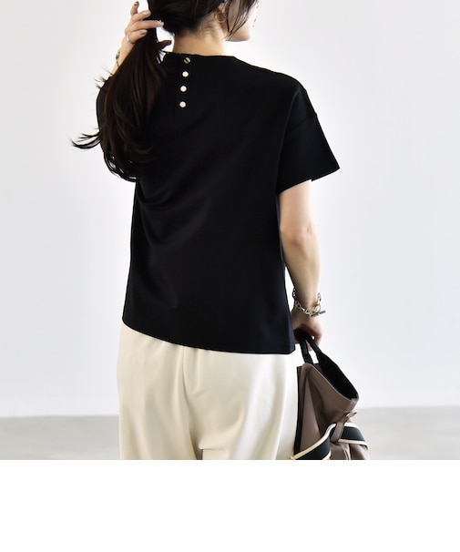 《予約》quaranciel:〈洗濯機可能〉ライト ポンチ バッグ ボタン ショートスリーブ TEE