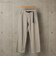 ライトグレー