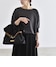 チャコールグレー