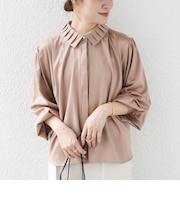 《予約》【WEB限定】〈手洗い可能〉襟 タック サテン ロング スリーブ ブラウス