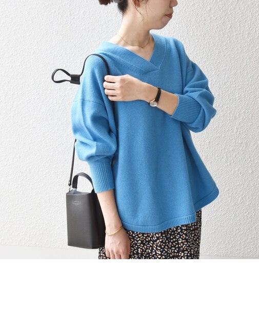 《予約》〈手洗い可能〉AQUA カシミヤ ミックス Vネック ラウンドヘム プルオーバー ニット