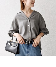 《予約》〈洗濯機可能〉ウールライク オープンカラー タック シャツ ブラウス［NAVY BLUE］