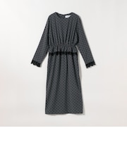 〈洗濯機可能〉フロッキー ドット レース ペプラム ワンピース ［NAVY BLUE］