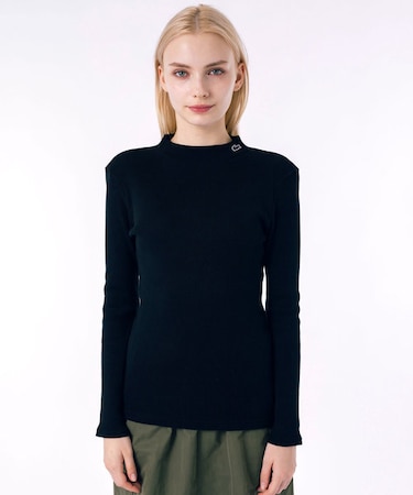 モックネックロングスリーブTシャツ