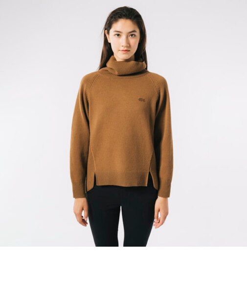 ミドルゲージタートルネックニットセーター