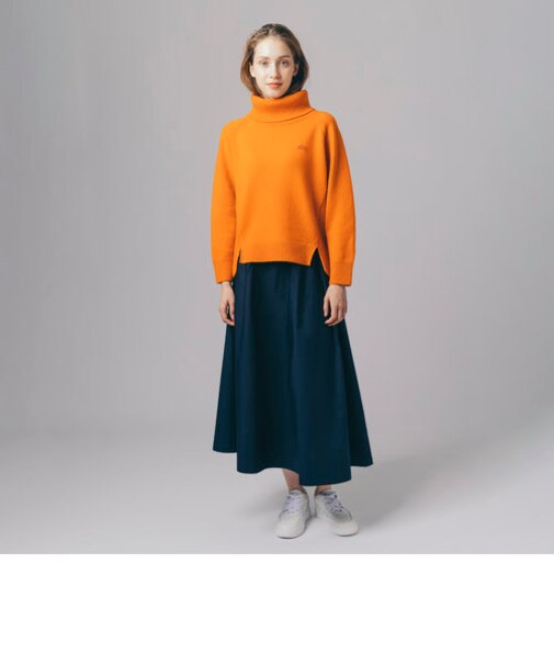 ミドルゲージタートルネックニットセーター