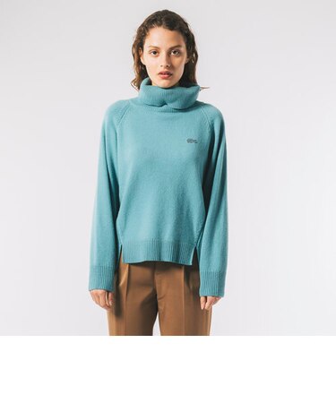 ミドルゲージタートルネックニットセーター