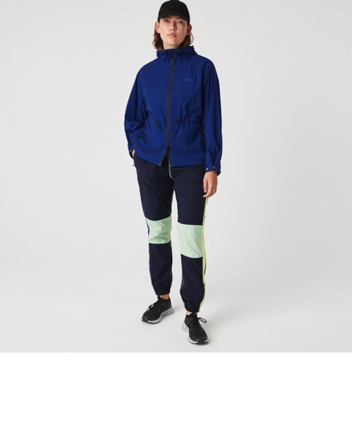 バックフラップウィンドブレイカー